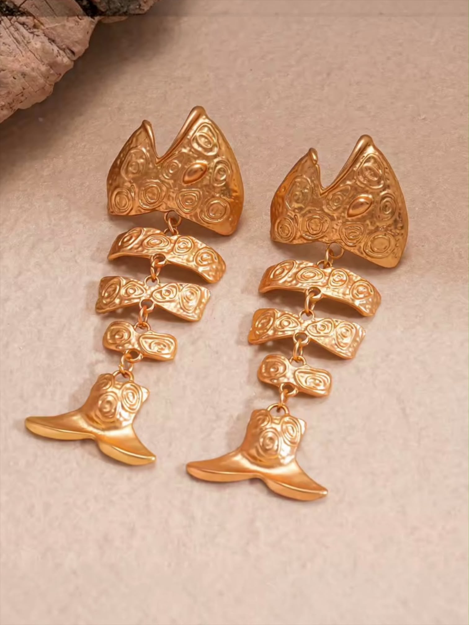 FISHBONE EARRINGS